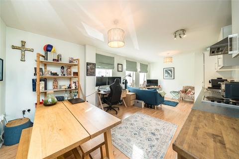 1 bedroom apartment for sale, Denning Mews, London SW12