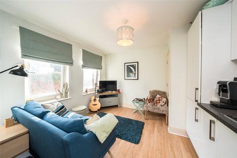 1 bedroom apartment for sale, Denning Mews, London SW12