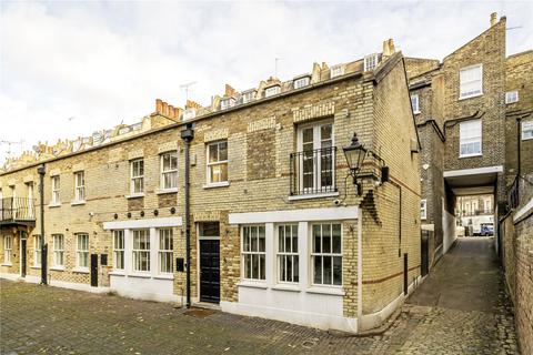 3 bedroom end of terrace house to rent, Moreton Terrace Mews South, London SW1V