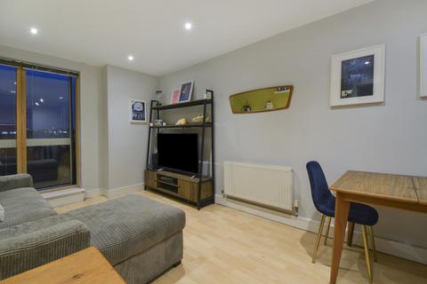 1 bedroom apartment for sale, Bowman Lane, Leeds LS10