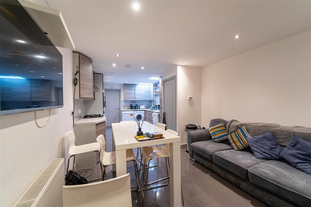 House in Birmingham, Bournbrook - View 3