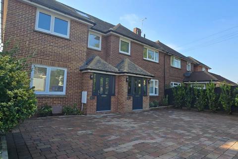 3 bedroom end of terrace house for sale, Loose Road, Maidstone