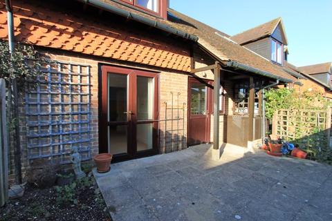 2 bedroom retirement property for sale, Crittles Court, Wadhurst