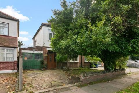 3 bedroom semi-detached house for sale, Wimborne Avenue, Southall