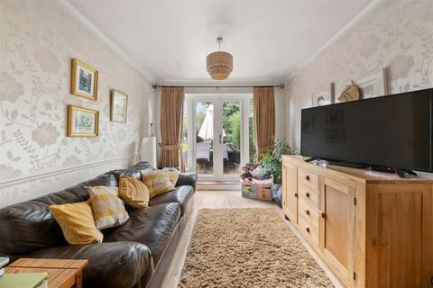 3 bedroom semi-detached house for sale, Wimborne Avenue, Southall