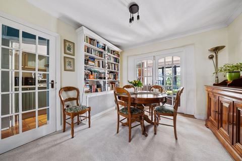 7 Frederick Gardens, Cheam, Sutton, SM1 2HX