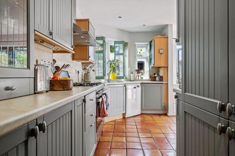 7 Frederick Gardens, Cheam, Sutton, SM1 2HX