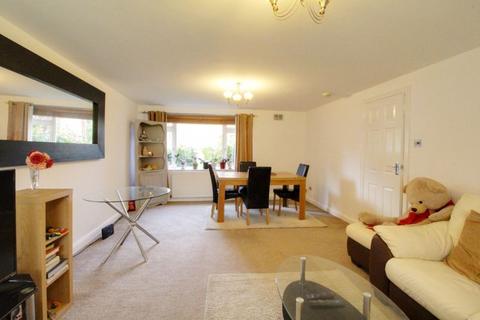 2 bedroom apartment for sale, Lambs Close, Cuffley EN6