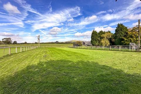 4 bedroom detached house for sale, Bennetts Lane, Macclesfield