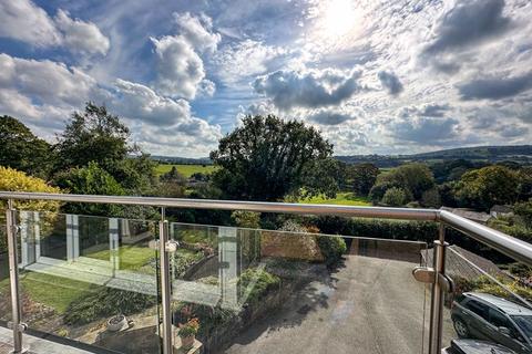 4 bedroom detached house for sale, Bennetts Lane, Macclesfield