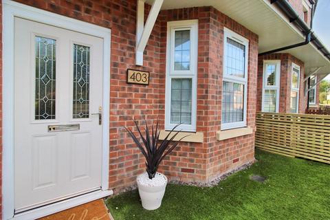 4 bedroom terraced house for sale, Bury Old Road, Manchester M25