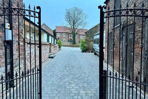 undefined, Jasmine Croft, Epworth
