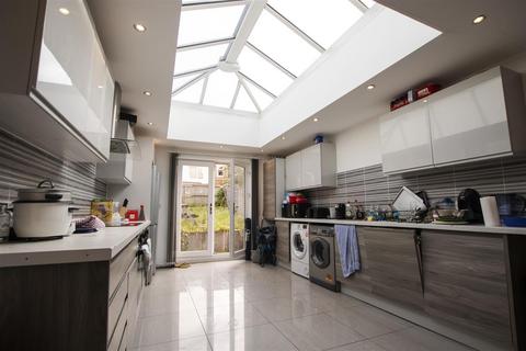 7 bedroom house to rent, Luton Road, Birmingham B29