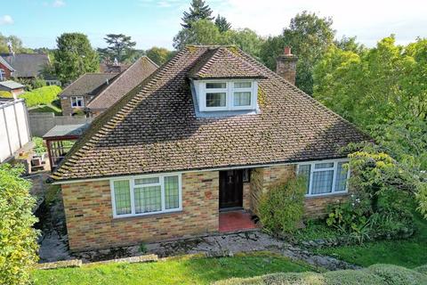 3 bedroom detached house for sale, Milton Fields, Chalfont St. Giles