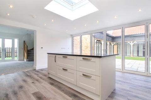 4 bedroom barn conversion for sale, 128 Barford Road, Bedford MK44