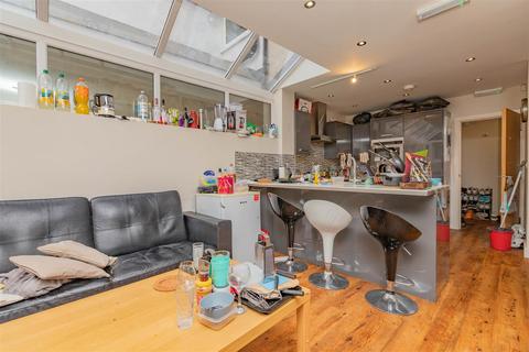 undefined, Heeley Road, Birmingham B29