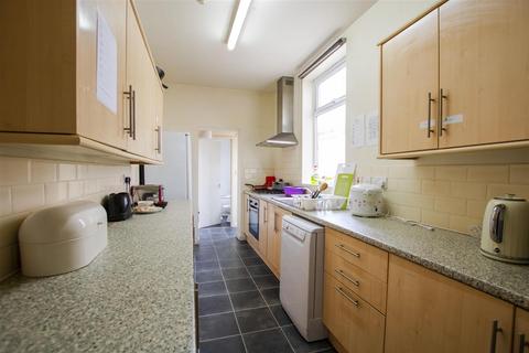 7 bedroom house to rent, Exeter Road, Birmingham B29