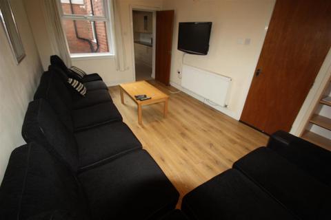 8 bedroom house to rent, Heeley Road, Birmingham B29