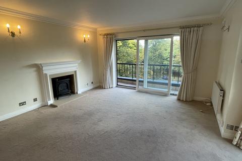 3 bedroom apartment to rent, St. Mary's Walk, Harrogate, HG2