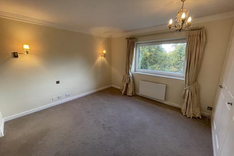 3 bedroom apartment to rent, St. Mary's Walk, Harrogate, HG2