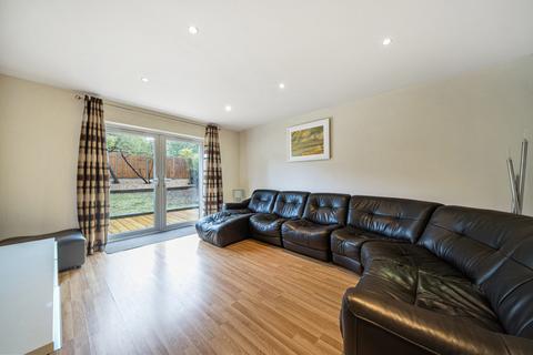 11 Branston Crescent, Petts Wood, Orpington, BR5 1HA