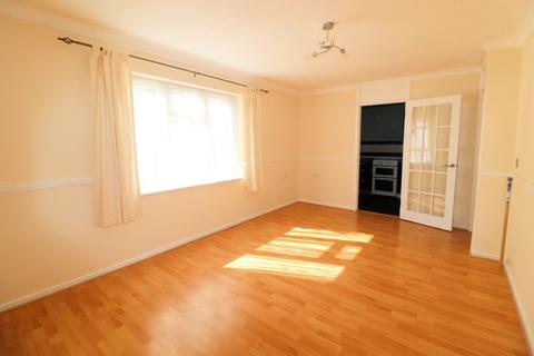 1 bedroom flat for sale, Shearwood Crescent, Crayford, Dartford, DA1