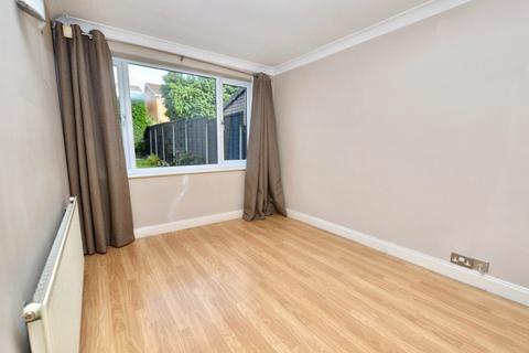 3 bedroom semi-detached house for sale, Ashdene Avenue, Crofton, Wakefield, West Yorkshire