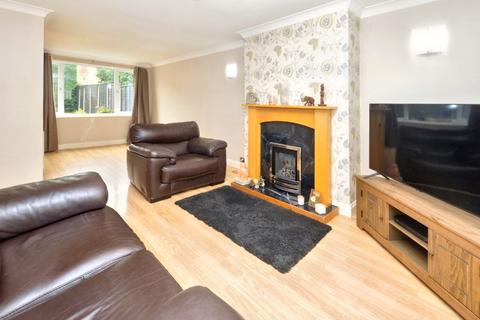 3 bedroom semi-detached house for sale, Ashdene Avenue, Crofton, Wakefield, West Yorkshire