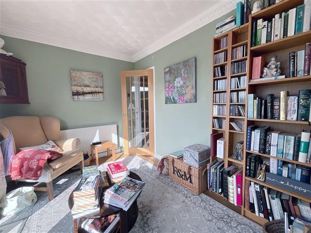 Bedroom/sunroom