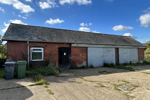 Storage to rent, Unit 1, Breach Farm, St John's Road, Oakley, Hampshire