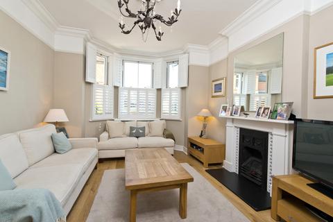 4 bedroom house to rent, Strachan Place, London SW19