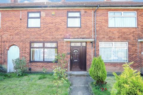 2 bedroom terraced house to rent, Manford Way, Essex IG7