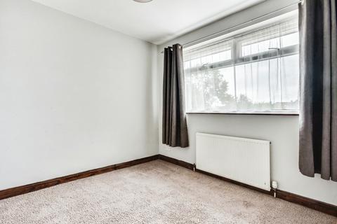 7 Lanshaw Close, Leeds, LS10 3PD