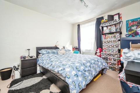 1 bedroom flat for sale, Marlborough Road, Kent ME7