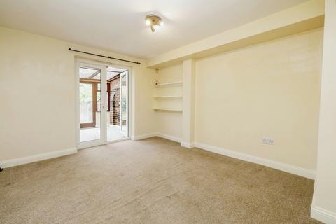 3 bedroom terraced house for sale, Gray Street, Lincolnshire LN1