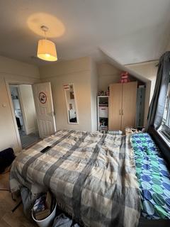 4 bedroom house share to rent, Birmingham B29