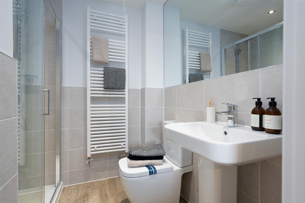 Inside view of the Ingleby en suite bathroom. 4...