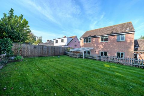 4 bedroom detached house for sale, Bratton Road, Westbury BA13