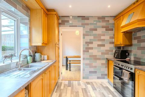 56 Bratton Road, Westbury, BA13 3ES