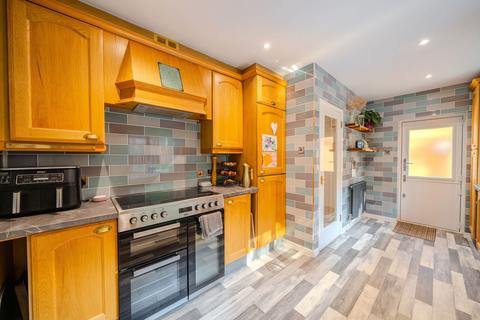 56 Bratton Road, Westbury, BA13 3ES