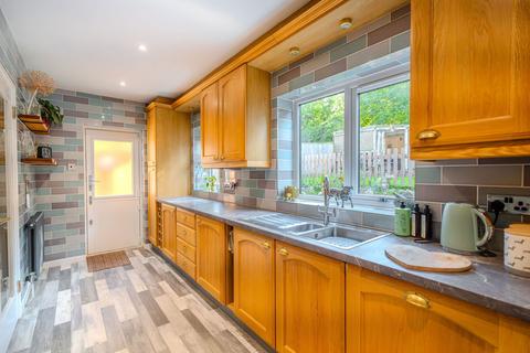 56 Bratton Road, Westbury, BA13 3ES