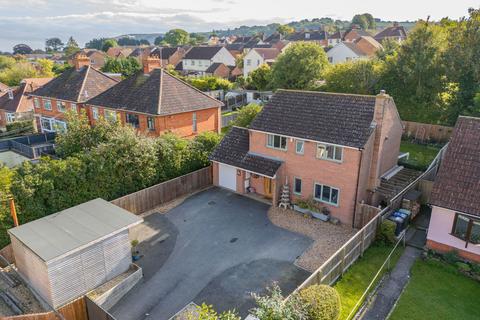 56 Bratton Road, Westbury, BA13 3ES