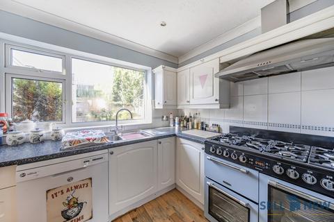 3 bedroom semi-detached house for sale, Springfield Road, Oundle PE8