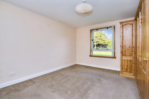 19d Drum Brae Walk, Edinburgh, EH4 8DQ