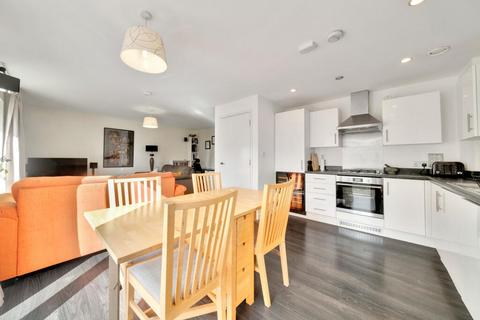 53 Chris Pullen Way, London, N7 9FG