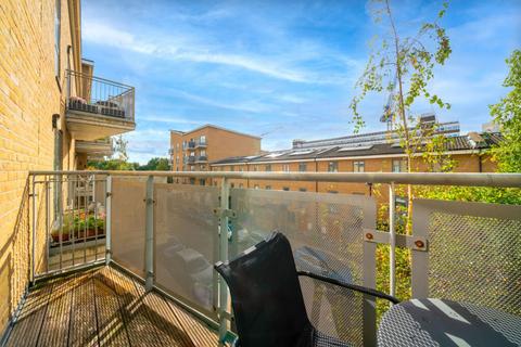 53 Chris Pullen Way, London, N7 9FG