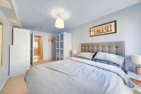 53 Chris Pullen Way, London, N7 9FG