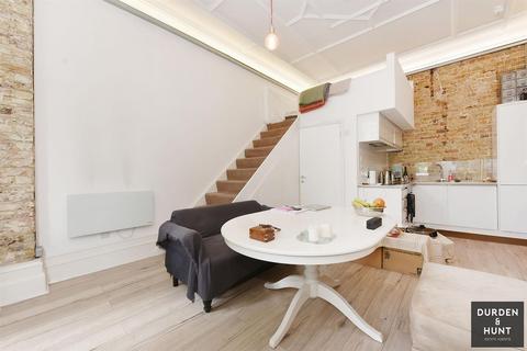 1 bedroom apartment for sale, Cambalt Road, London, SW15