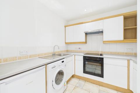 2 bedroom flat to rent, Waterloo Road, Liverpool L3