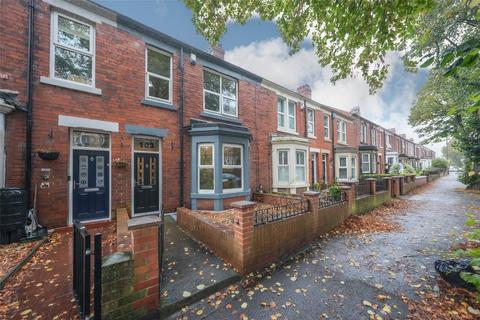 4 bedroom terraced house for sale, Dryden Road, Low Fell, NE9